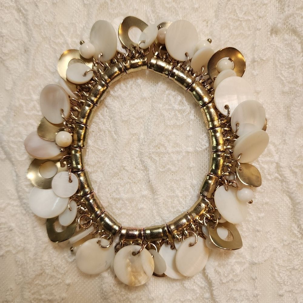 Vintage White, Mother of Pearl Shell and Metal Cha Cha Stretch Bracelet